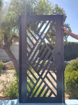 Modern Steel Gate #2310 - Image 5