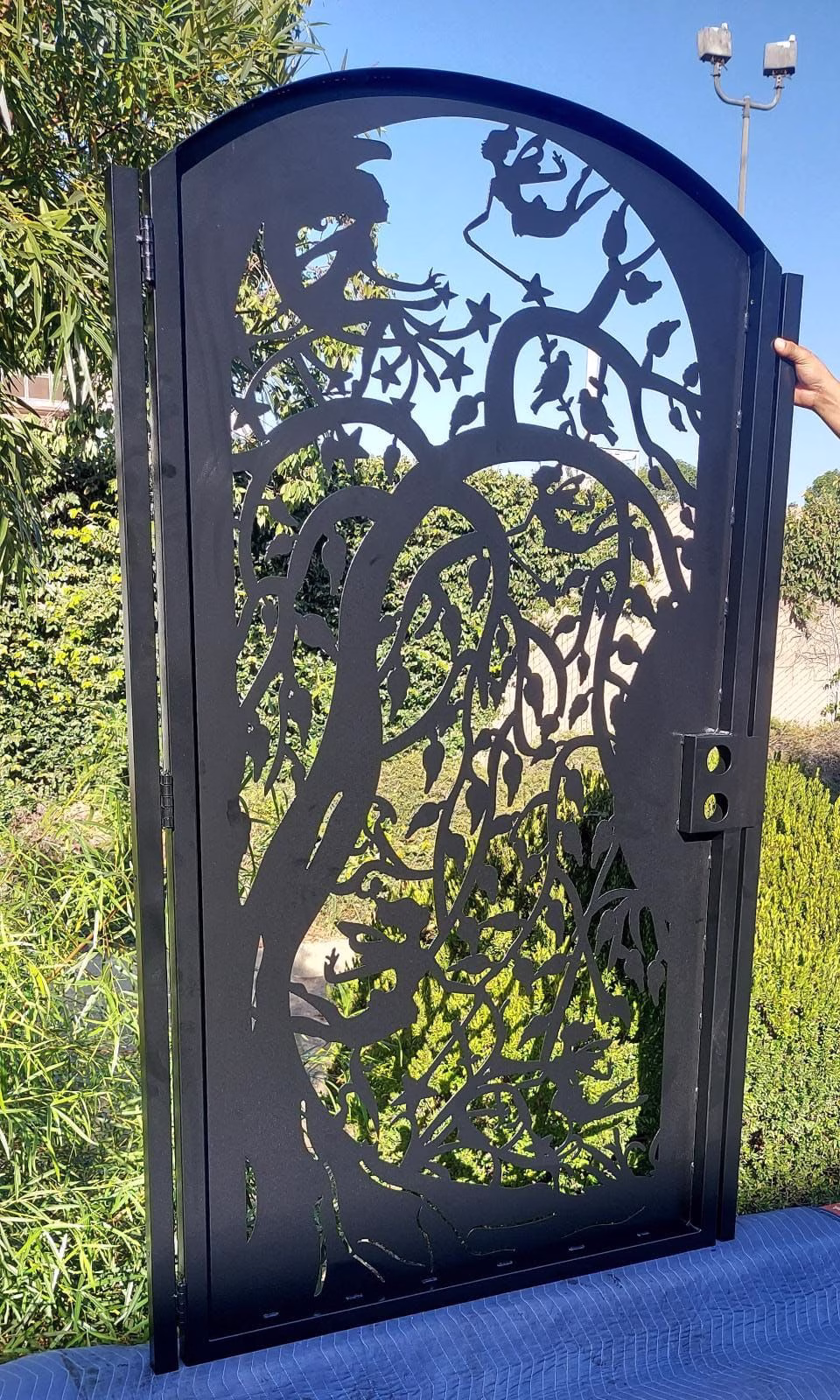 Urban Fairies Tree Metal Gate #5303 - Image 4