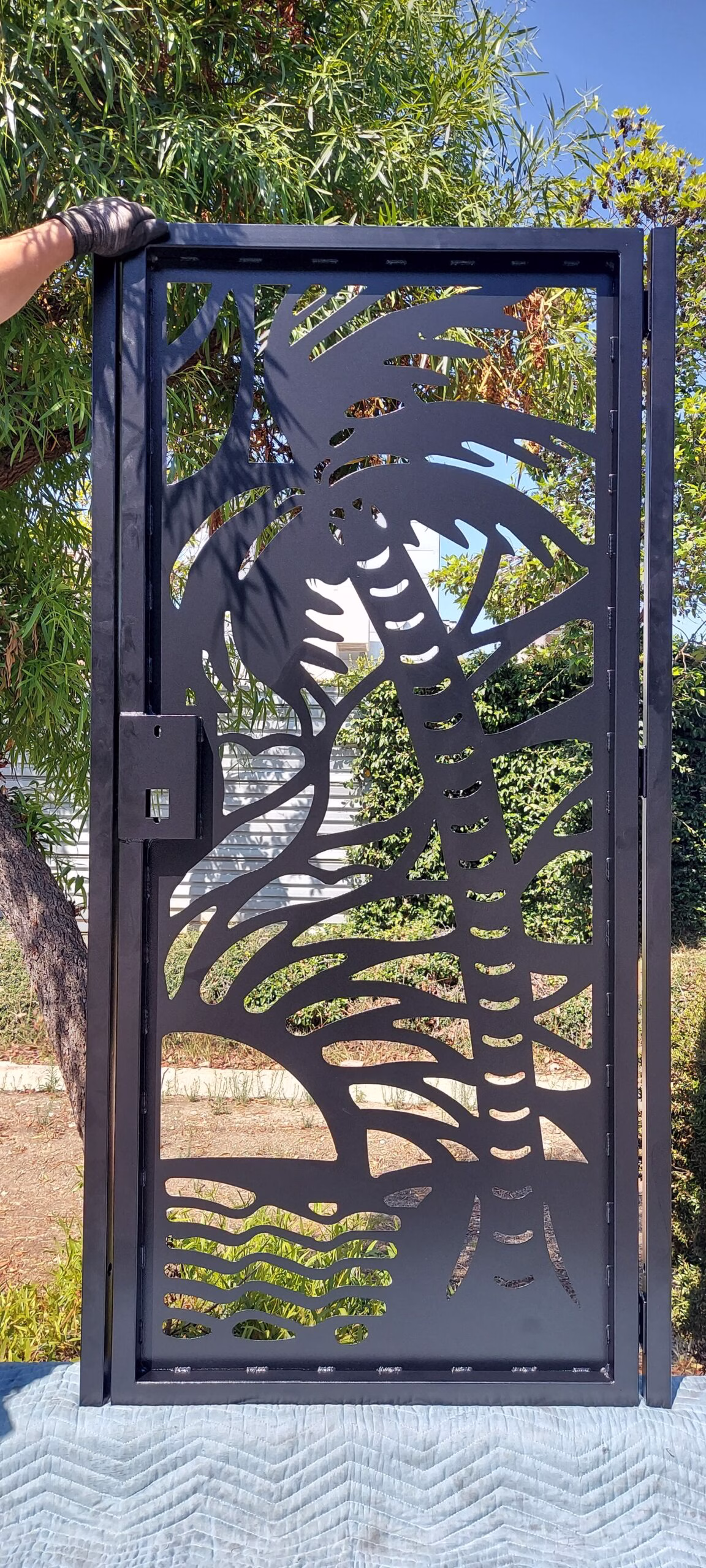 #2216 Cali Palm Tree Entry Gate - Image 3