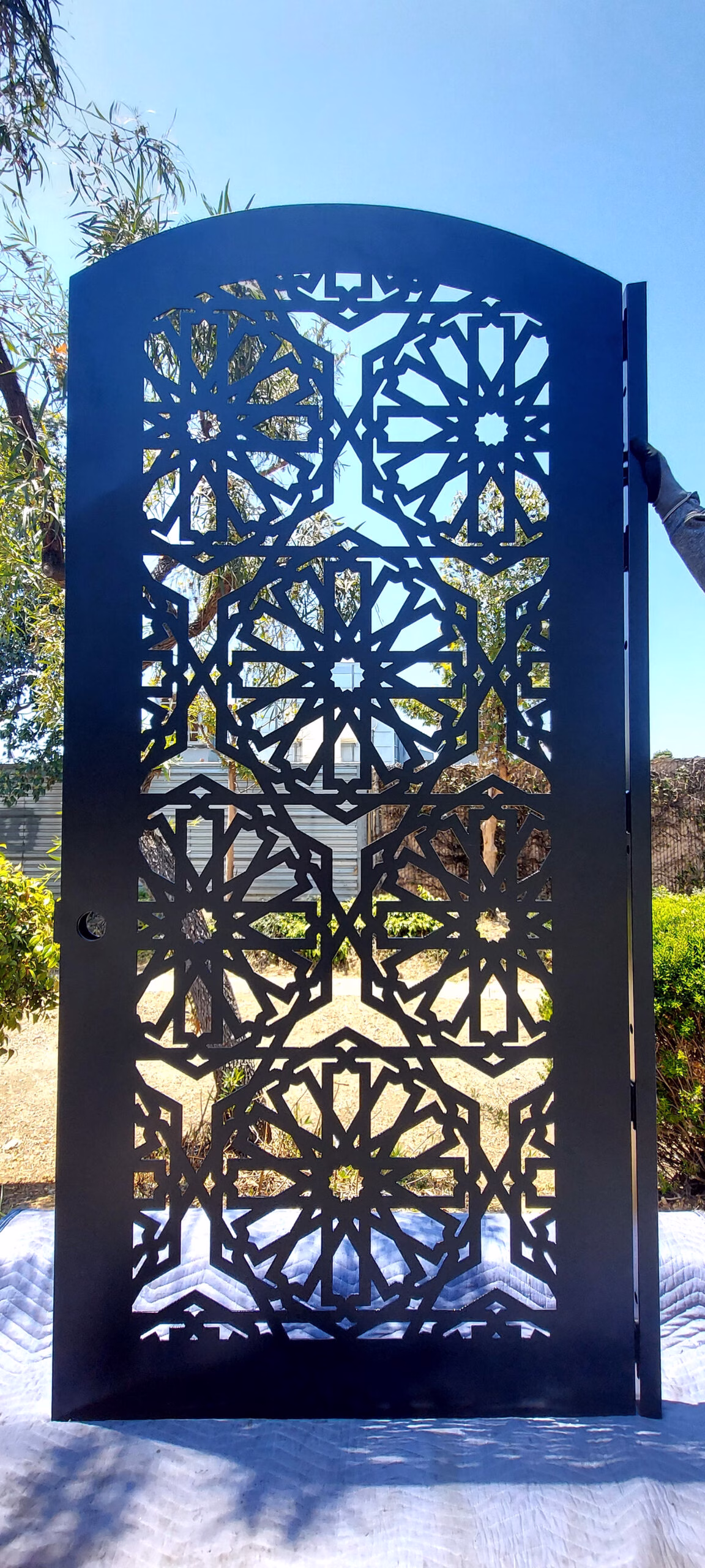 Moroccan Design Metal Gate