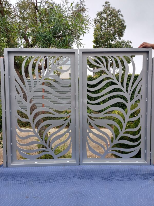 Aracea Palm Dual Entry Gate #9064 - Image 3